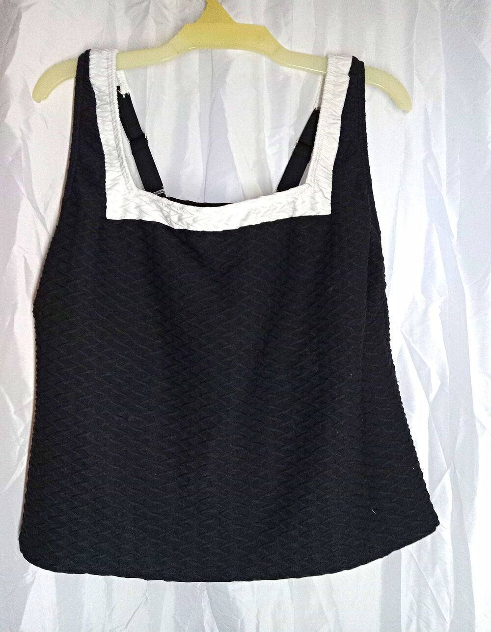 Lands' End Black/White Textured Tankini Top 2X Plus Built-In Bra Wide Straps